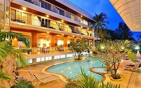 Samui First House Hotel